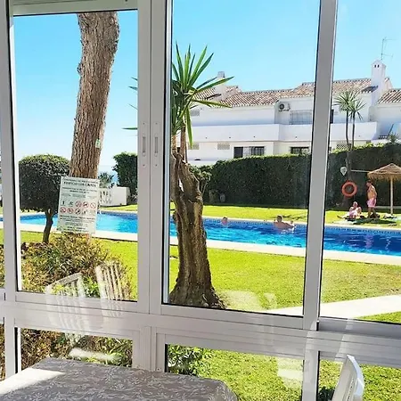 Luxury 30m From Apartman Benalmádena